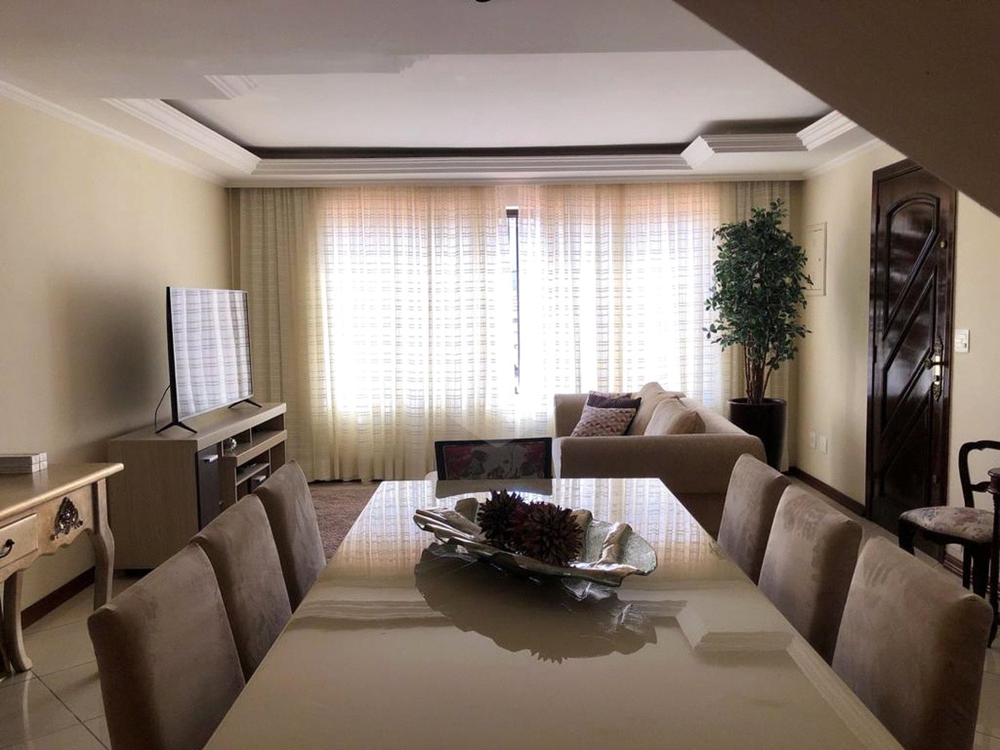 Sobrado à venda com 3 quartos, sendo 1 suíte, em Horto, São Paulo, SP