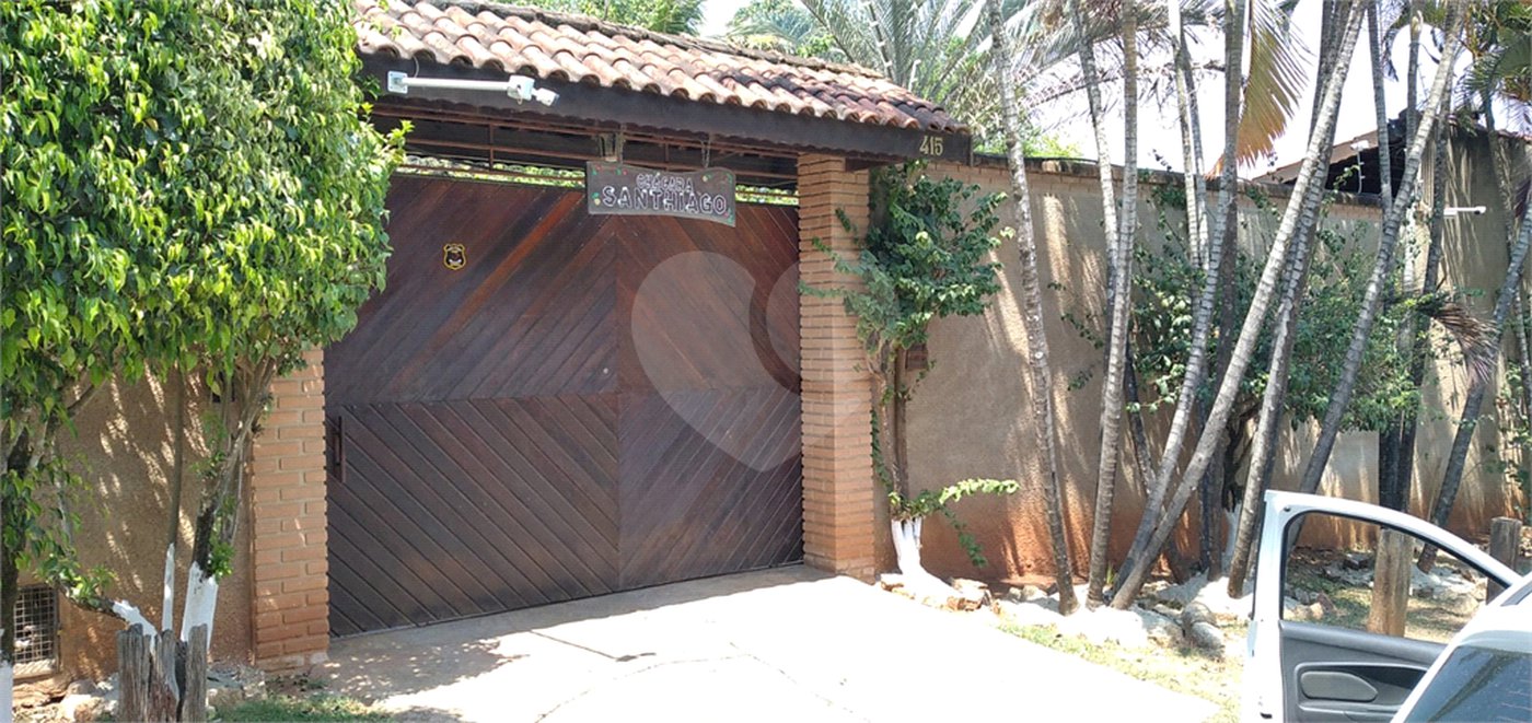 Chácara à venda com 2 quartos no Centro, Araçoiaba da Serra, SP