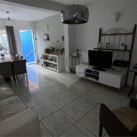Sobrado à venda com 3 quartos em Água Fria, São Paulo, SP