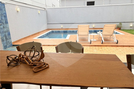 Casa à venda com 3 suítes no condomínio Jardim Residencial Dona Maria José, Indaiatuba - SP