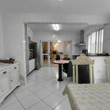 Casa à venda com 3 quartos, sendo 1 suíte, em Vila Ipojuca, São Paulo, SP