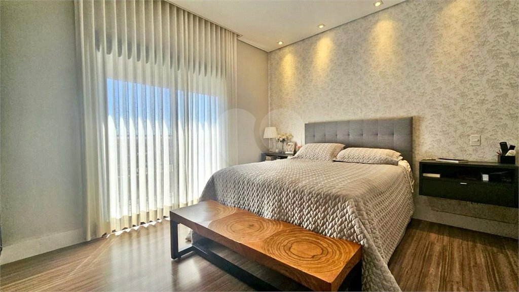 Casa à venda com 3 suítes em Vila Popular, Itapetininga, SP