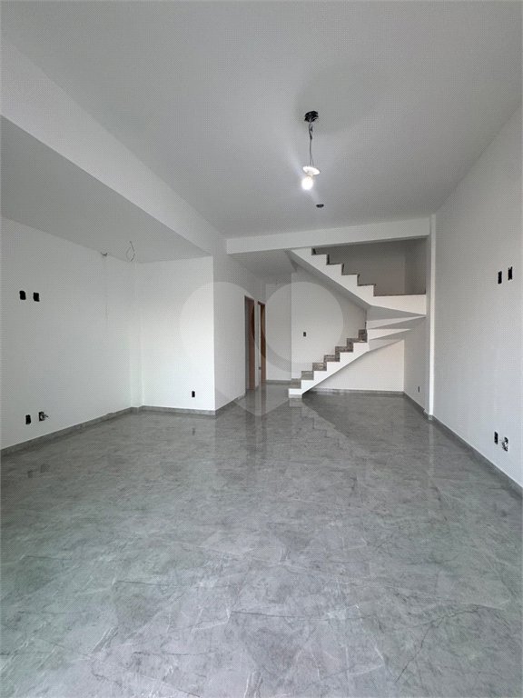 Casa à venda com 4 quartos, sendo 1 suíte, em Inhoaíba, Rio de Janeiro, RJ