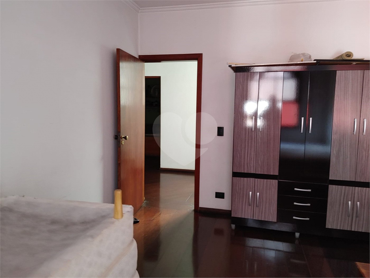Casa à venda com 4 quartos, sendo 2 suítes, em Parque dos Príncipes, São Paulo, SP