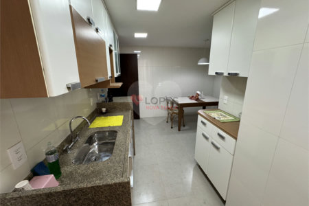 Apartamento à venda com 4 quartos, sendo 1 suíte, em Tijuca, Rio de Janeiro, RJ