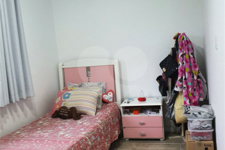 Sobrado à venda com 2 quartos, sendo 1 suíte, em Jardim Meliunas, São Paulo, SP
