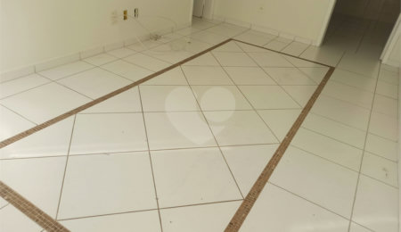 Casa em condomínio à venda com 2 suítes em Jardim Paulista, Atibaia, SP