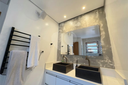Casa à venda com 3 quartos, sendo 1 suíte, em Brooklin Paulista, São Paulo, SP