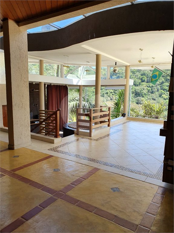 Casa à venda com 4 suítes em Serra da Cantareira, Mairiporã, SP