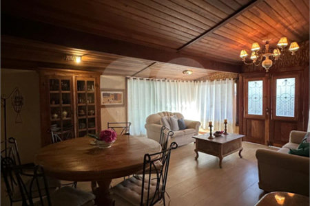 Casa em condomínio à venda com 3 quartos, sendo 2 suítes,  em Peró, Cabo Frio, RJ