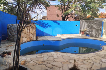 Casa Térrea à venda com 2 quartos, sendo 1 suíte,  em Jardim Alvinópolis, Atibaia, SP