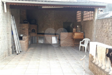 Casa à venda com 3 quartos, sendo 2 suítes,  em Vila Rosália, Guarulhos, SP