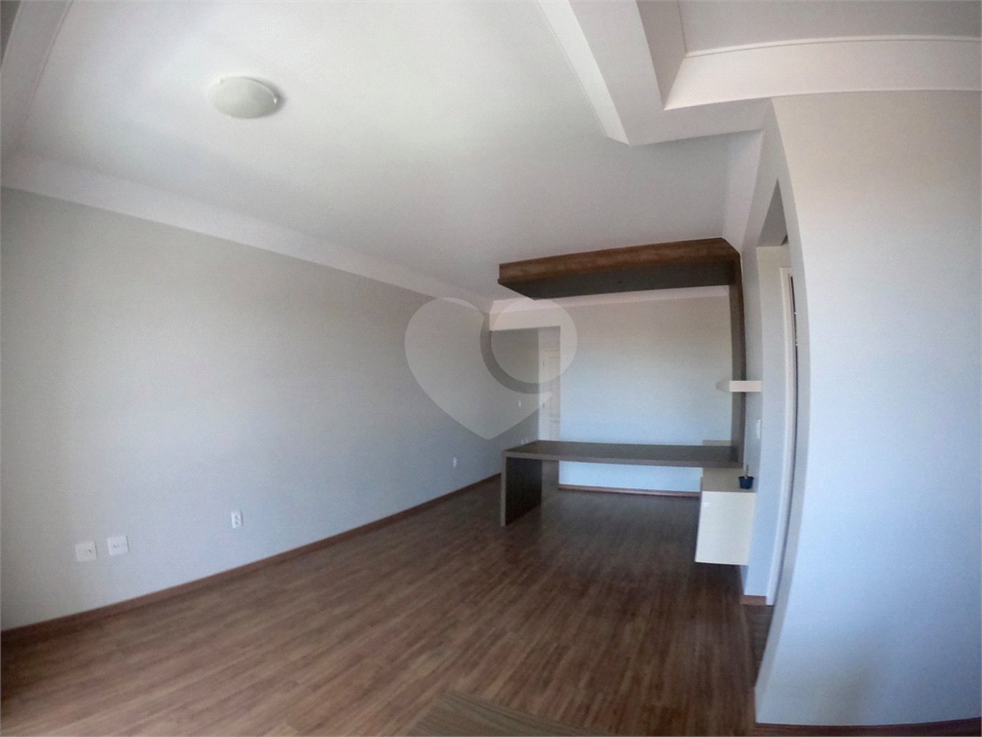Apartamento à venda com 2 suítes em Vila Todos Os Santos, Indaiatuba, SP