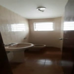 Casa à venda com 3 quartos, sendo 1 suíte, em Rio Pequeno, São Paulo, SP