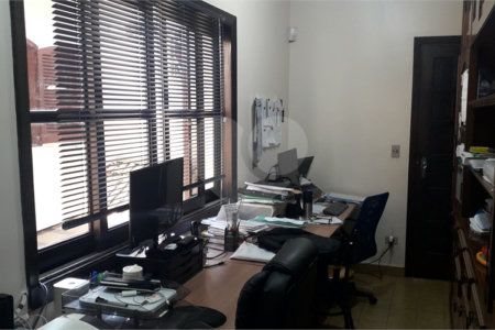 Casa à venda com 3 quartos, sendo 2 suítes, em Jardim Leonor, São Paulo, SP