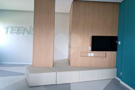 Apartamento à venda com 2 quartos, sendo 1 suíte,  em Vila Rosália, Guarulhos, SP