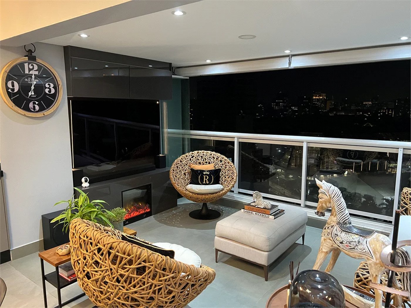 Apartamento à venda com 1 suíte em Pinheiros, São Paulo, SP