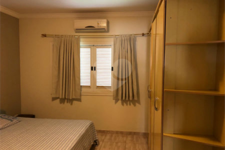 Casa à venda com 4 quartos, sendo 2 suítes, no condomínio Zuleika Jabour, Salto - SP
