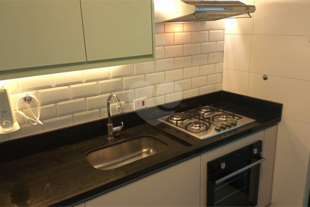 Apartamento para alugar com 3 quartos, sendo 1 suíte, em Vila Cordeiro, São Paulo, SP