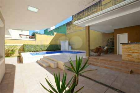 Casa à venda ou para alugar com 4 suítes em Interlagos, São Paulo, SP