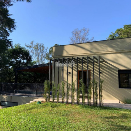 Casa à venda ou para alugar com 3 suítes no condomínio Estância Parque Atibaia, Atibaia - SP