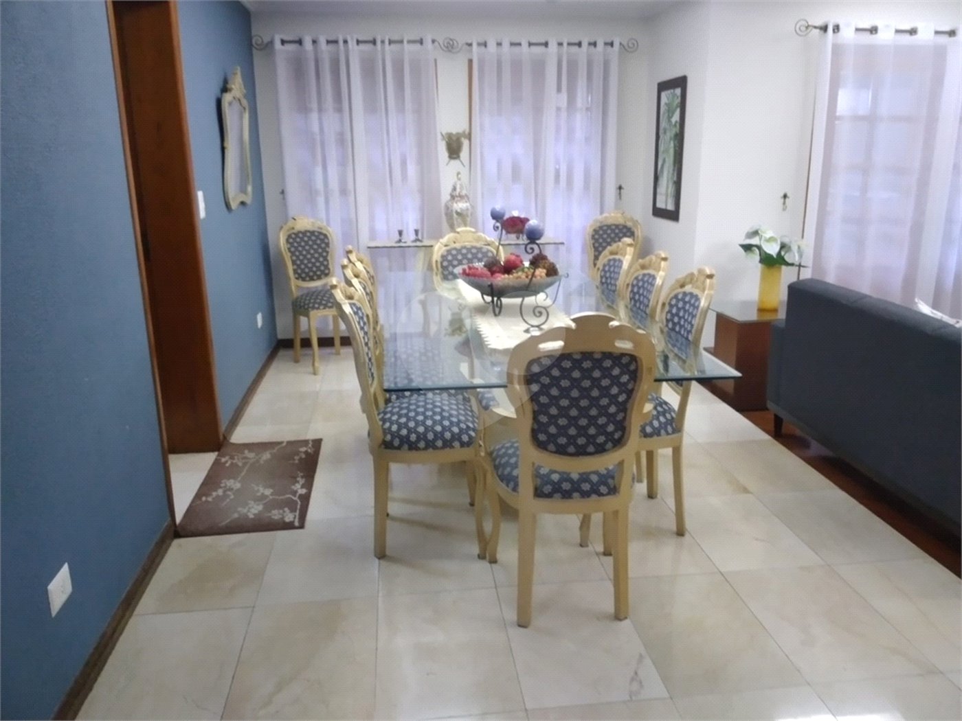 Casa à venda com 4 quartos, sendo 3 suítes, no condomínio Da Serra, São Paulo - SP