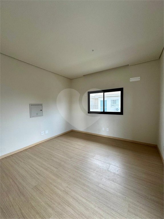 Casa à venda com 3 suítes no condomínio Belvedere I, Votorantim - SP