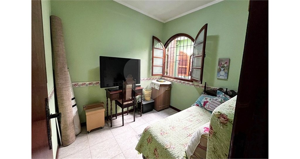 Casa à venda com 3 quartos, sendo 1 suíte, em Vila Boaçava, São Paulo, SP