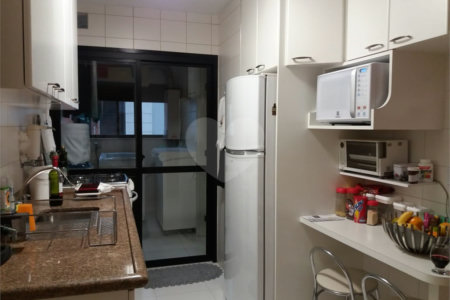 Apartamento à venda com 3 quartos, sendo 1 suíte, em Alto da Lapa, São Paulo, SP