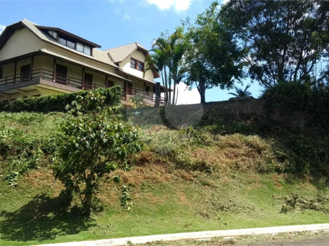 Terreno à venda no condomínio Suíça da Cantareira, Mairiporã - SP