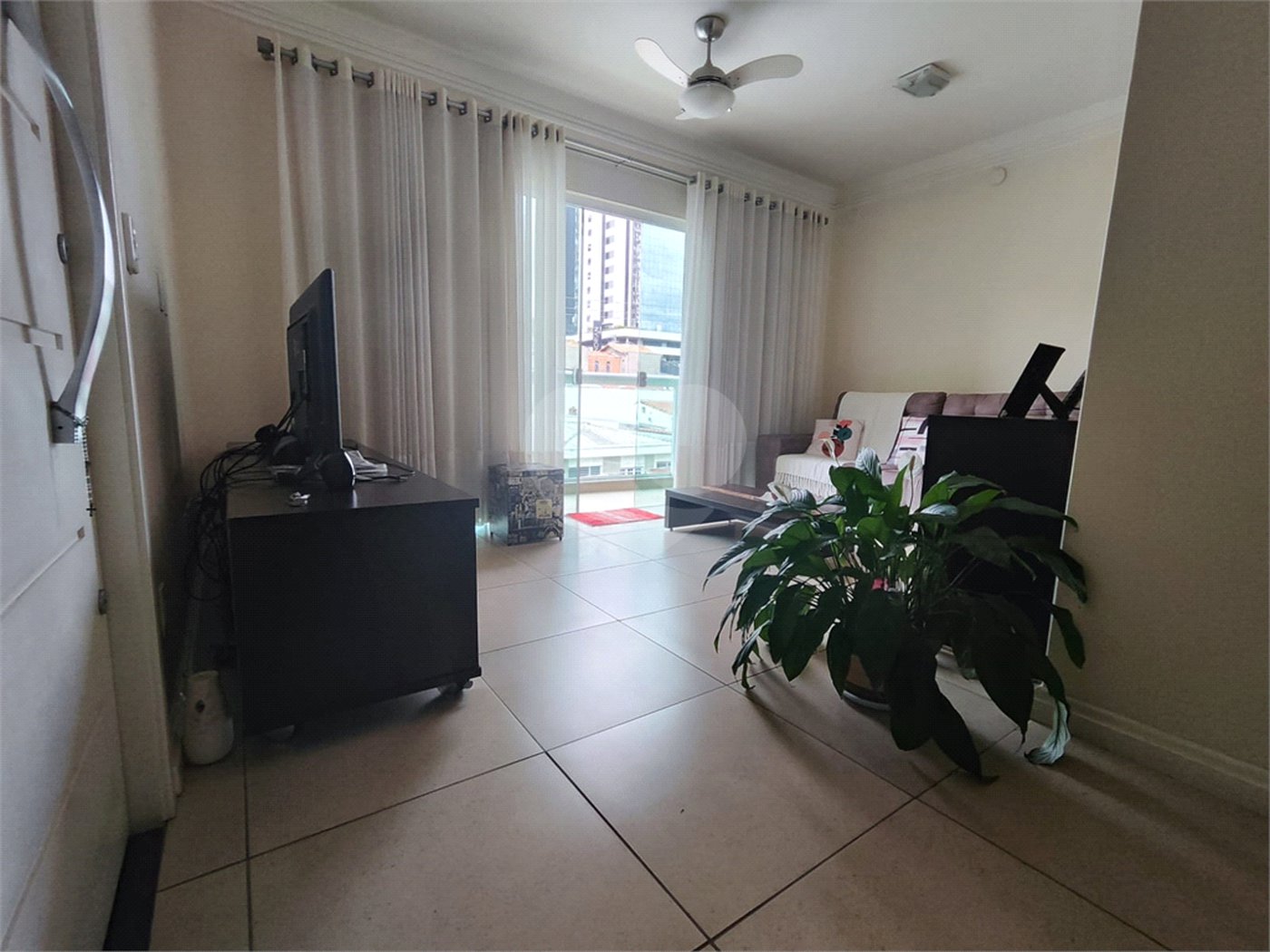 Apartamento à venda com 3 suítes em Jardim Faculdade, Sorocaba, SP
