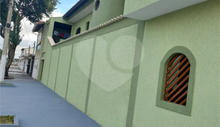 Casa à venda com 2 quartos, sendo 1 suíte,  em Vila Maria de Maggi, Suzano, SP