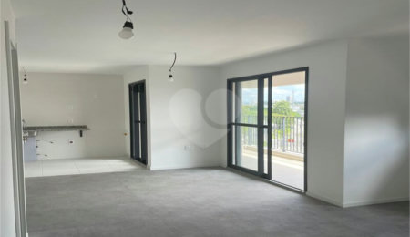 Apartamento à venda com 2 quartos, sendo 1 suíte, em Vila Anastácio, São Paulo, SP