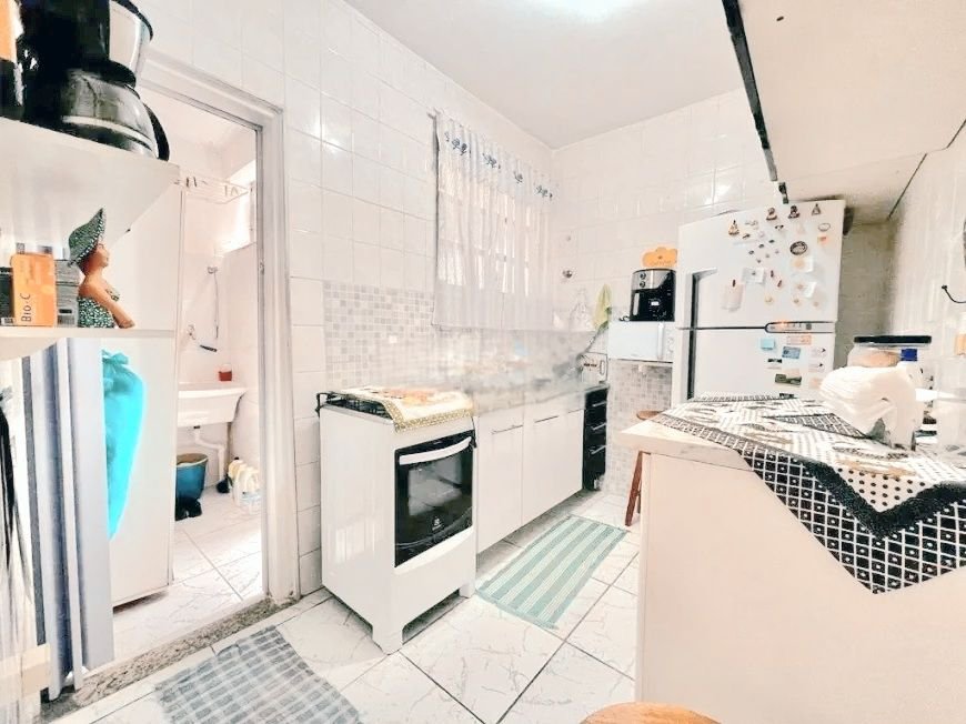 Apartamento com 2 dormitórios à venda, 70 m² por R$ 430.000,00 - Gonzaga - Santos/SP