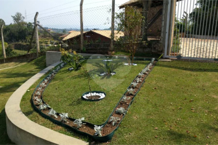 Casa à venda com 3 suítes no condomínio Chácara Campos Verde, Campo Limpo Paulista - SP