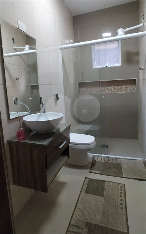 Sobrado à venda com 3 quartos, sendo 1 suíte, em Jardim Tabatinga, Guarulhos, SP