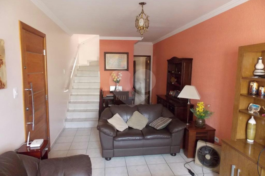 Sobrado à venda com 3 quartos, sendo 1 suíte, em Vila Nova Mazzei, São Paulo, SP