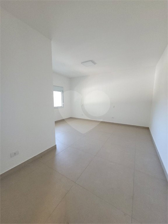 Casa Térrea à venda ou para alugar com 4 quartos, sendo 3 suítes,  em Horto Florestal, São Paulo, SP