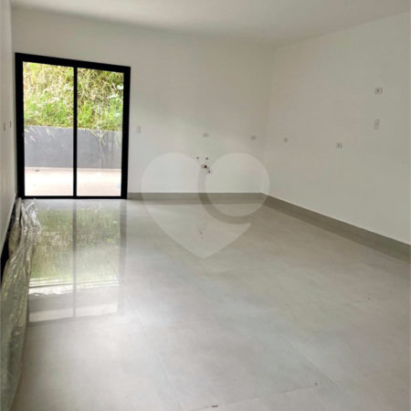 Sobrado à venda com 3 suítes em Jardim dos Pinheiros, Atibaia, SP