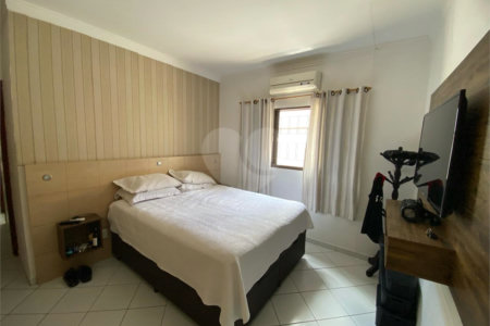 Casa Térrea à venda com 3 quartos, sendo 1 suíte, em Wanel Ville, Sorocaba, SP