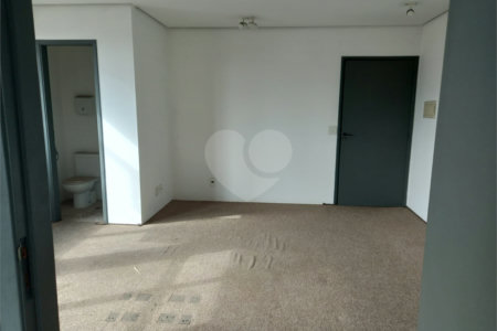 Sala à venda em Chácara Santo Antônio, São Paulo, SP