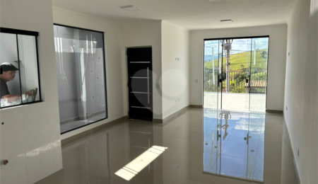 Casa à venda com 2 quartos, sendo 1 suíte, em Jardim Nova Suiça, Piracaia, SP