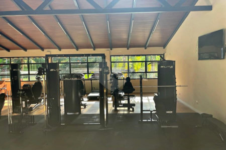 Casa à venda com 4 quartos, sendo 3 suítes,  no condomínio Terras de Santa Teresa, Itupeva - SP
