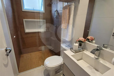 Casa à venda com 3 suítes no condomínio Villaggio Terra Nova, Atibaia - SP