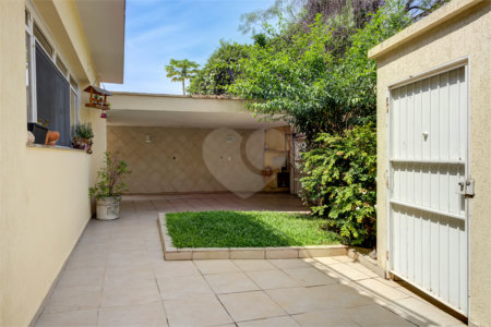 Casa de Vila à venda com 4 suítes em Granja Julieta, São Paulo, SP