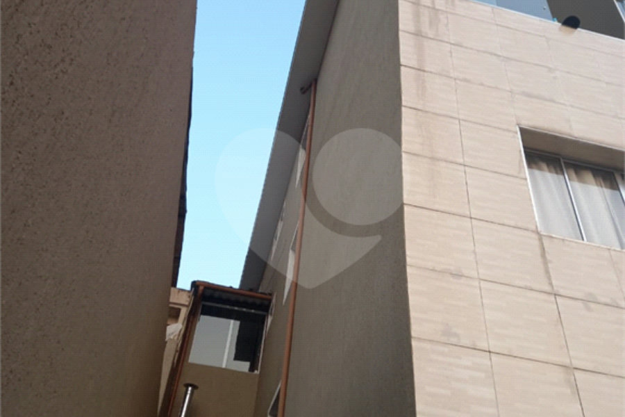 Sobrado à venda com 3 quartos em Jardim Peri, São Paulo, SP