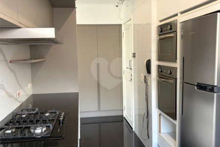 Apartamento à venda com 4 quartos, sendo 3 suítes, em Itaim Bibi, São Paulo, SP