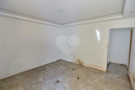 Casa de Vila à venda com 4 quartos, sendo 1 suíte,  em Grajaú, Rio de Janeiro, RJ
