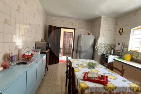 Sobrado à venda com 3 quartos, sendo 1 suíte,  em Vila Mazzei, São Paulo, SP