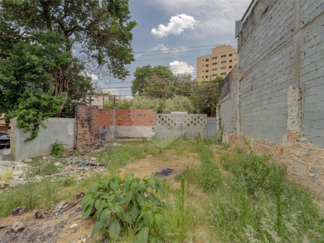Terreno à venda em Cupecê, São Paulo, SP